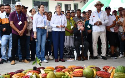 PRECIO Y PESO JUSTO PARA EL CACAO MANABITA (FIESTA DEL CACAO)